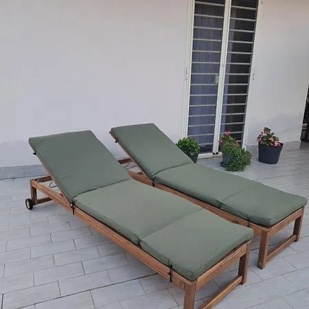 アパート Fantasticasa ネットゥーノ