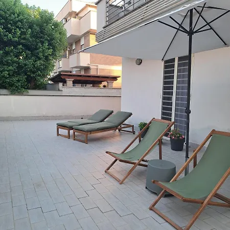 Fantasticasa アパート ネットゥーノ